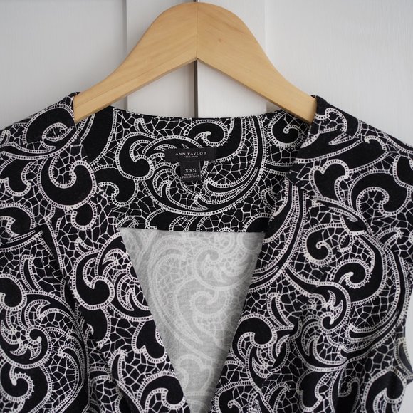 Ann Taylor Paisley Wrap Dress, Black & White, XXS - Picture 4 of 4